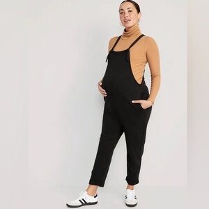 NWT Old Navy Black Maternity Soft Fabric Overalls, Medium